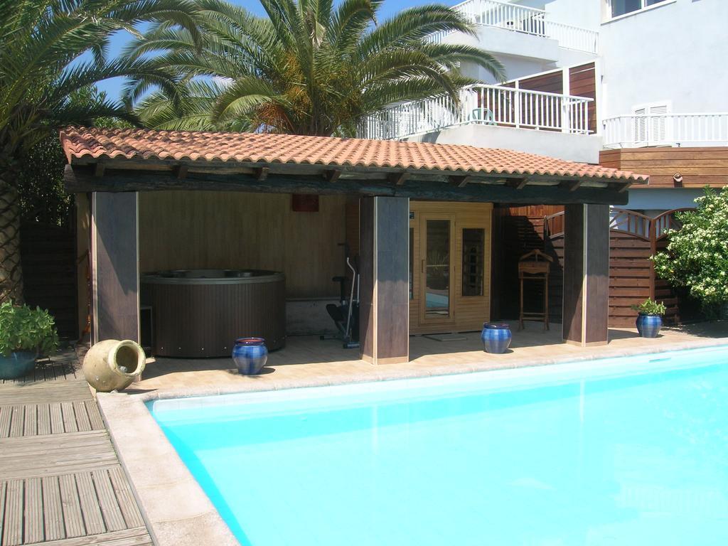 Levolle Marine Hotel Poggio Mezzana Екстериор снимка