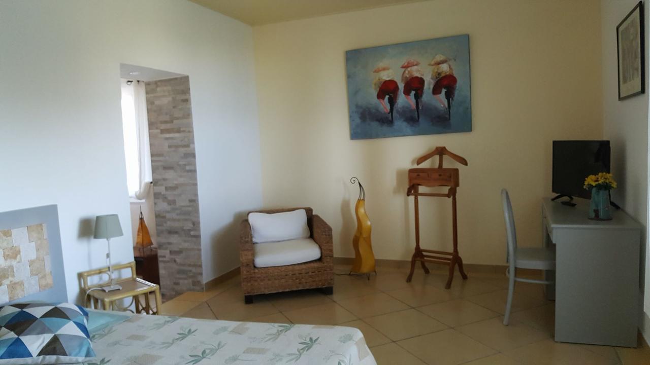 Levolle Marine Hotel Poggio Mezzana Екстериор снимка